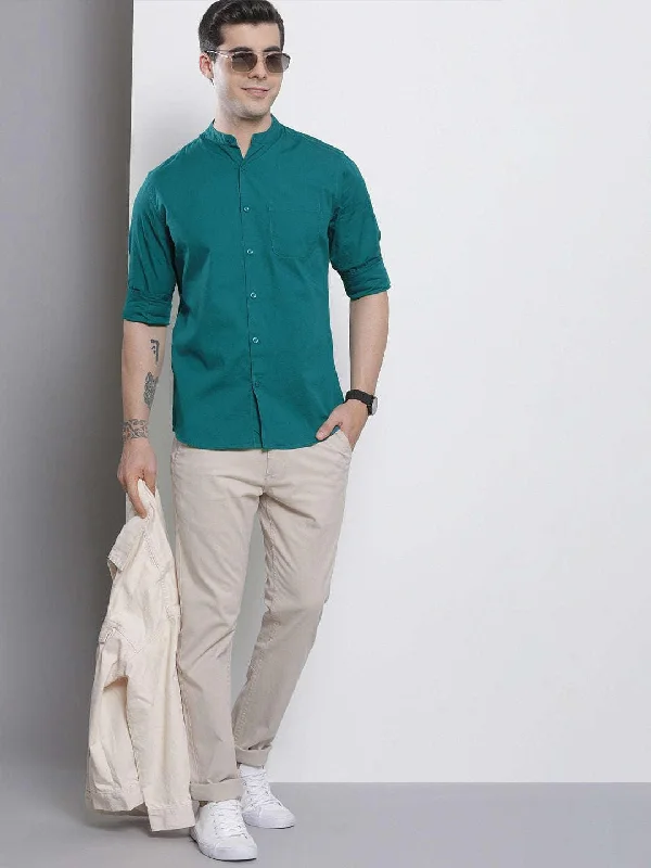 Men's Solid Regular Fit Shirt